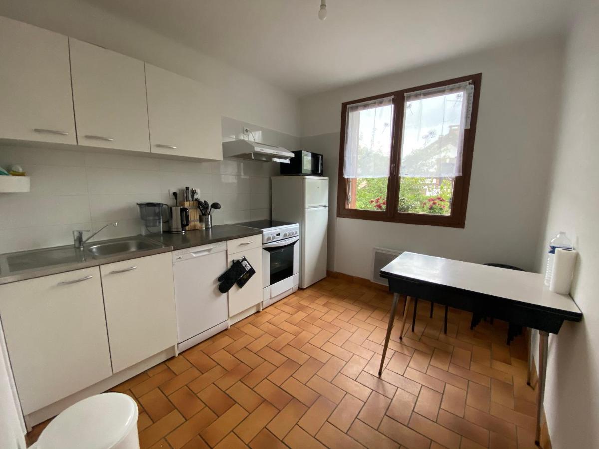 Maison Chaleureuse Avec Un Grand Jardin La Bonneville Ngoại thất bức ảnh